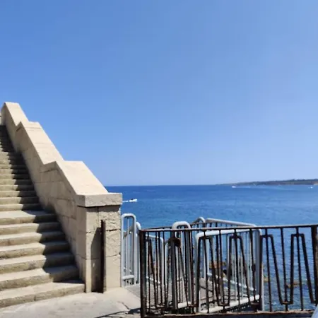 La Sicilia In Un Sogno Vista Mare Holiday home